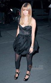 女星黑料女曝吃瓜网站 今日十大社会热点 明星黑丝袜穿搭,女星黑料曝光，吃瓜网站盘点今日十大社会热点，明星黑丝袜穿搭引热议